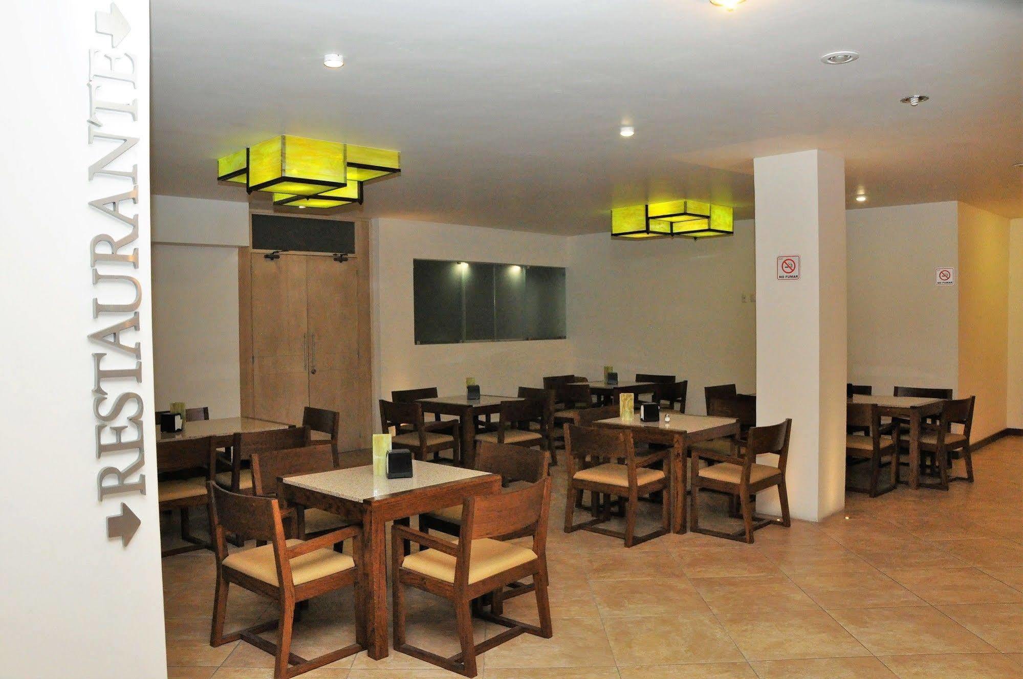 Hotel El Monte Salamanca Extérieur photo