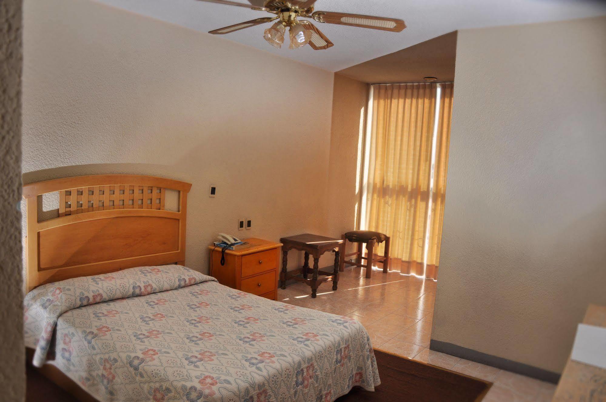 Hotel El Monte Salamanca Extérieur photo